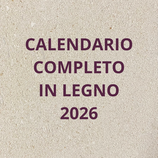 NUOVO! Calendario PRIAMO completo 2026 in legno, verticale.